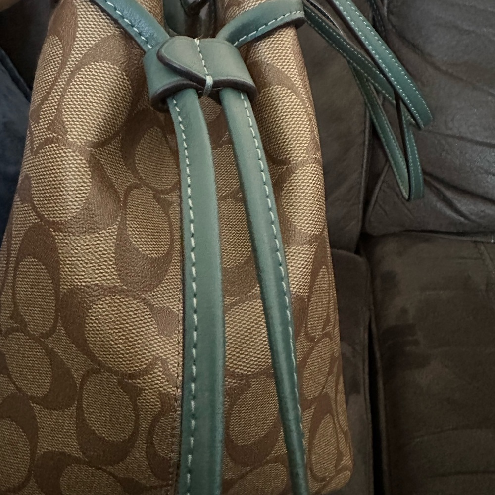 Coach drawstring tote-khaki signature. EUC - Picture 4 of 10